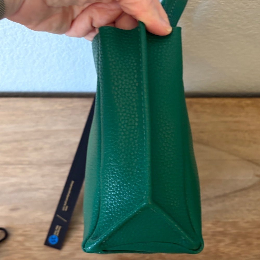 Ampersand as Apostrophe Emerald Green Micro Tote - Picture 5 of 14